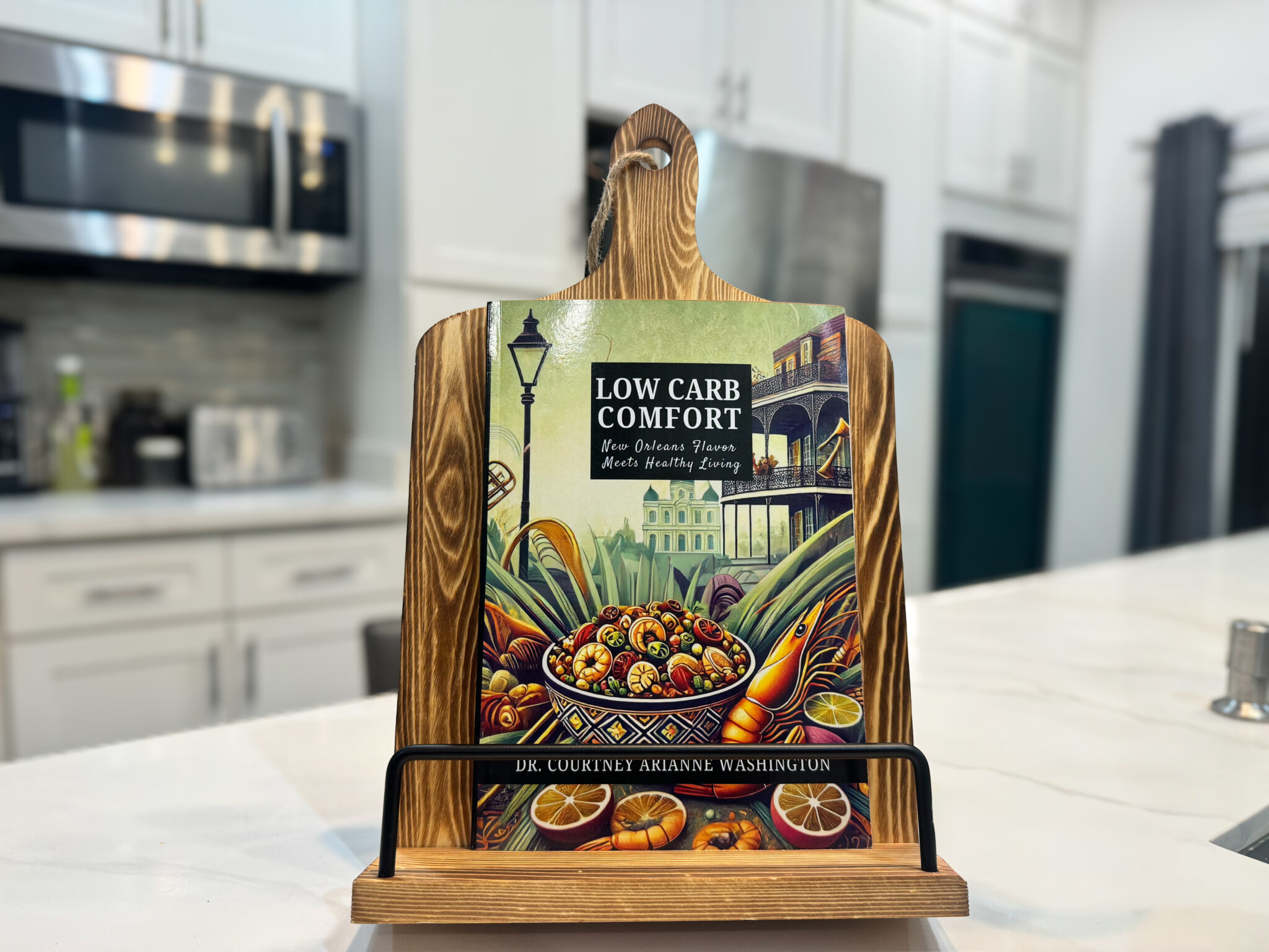 Book cover: Low Carb Comfort by Dr. Courtney Arianne Washington, New Orleans flavor meets healthy living.